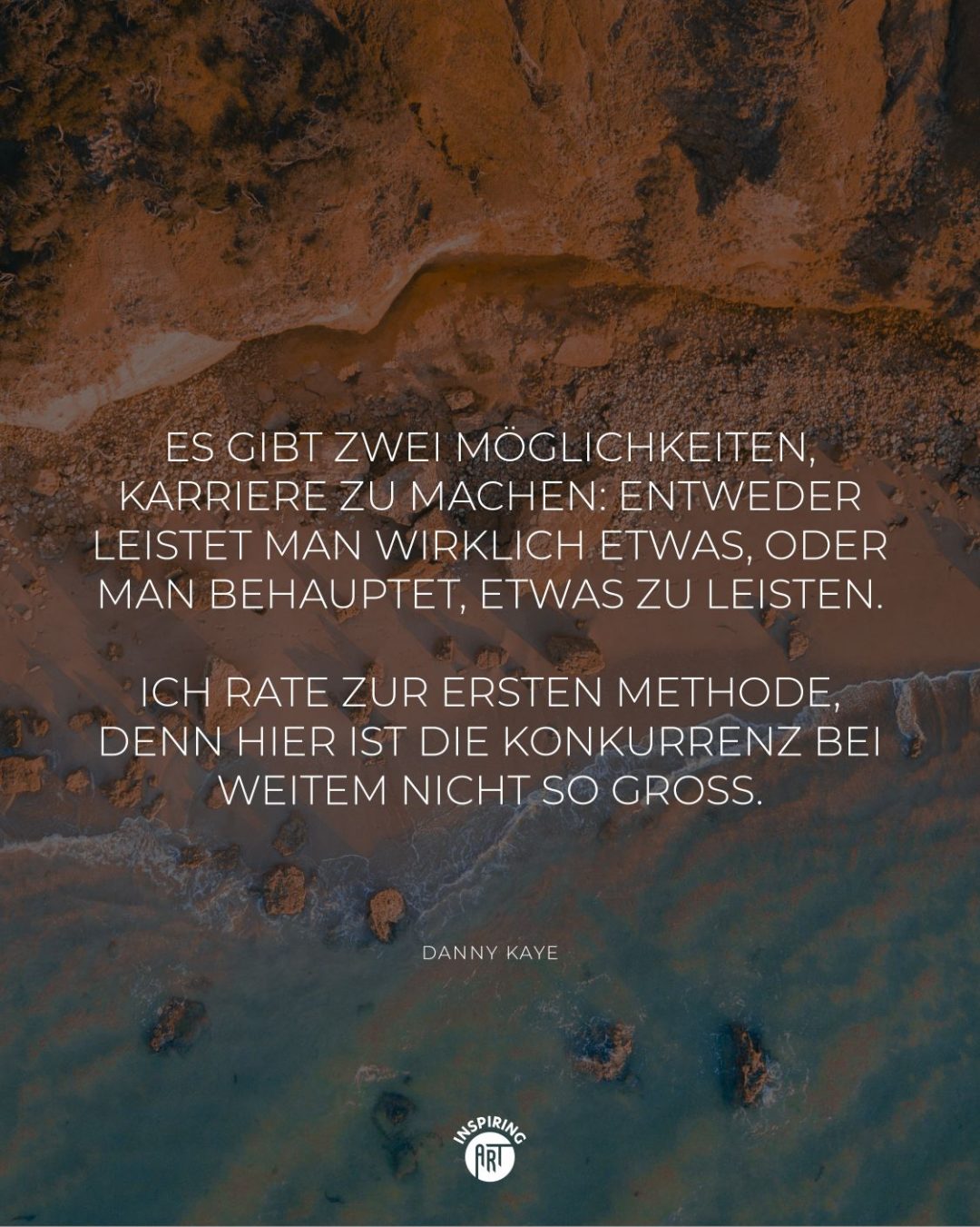 Es gibt zwei Möglichkeiten, Karriere zu machen: Entweder leistet man wirklich etwas, oder man behauptet, etwas zu leisten. Ich rate zur ersten Methode, denn hier ist die Konkurrenz bei weitem nicht so groß.